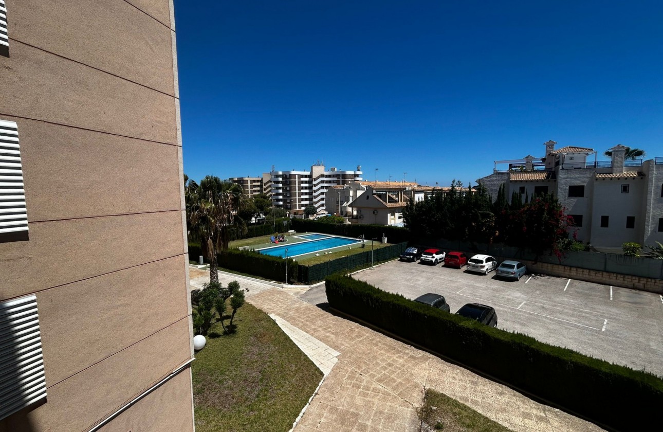 Resale - Apartment / flat - La Zenia - Costa Blanca