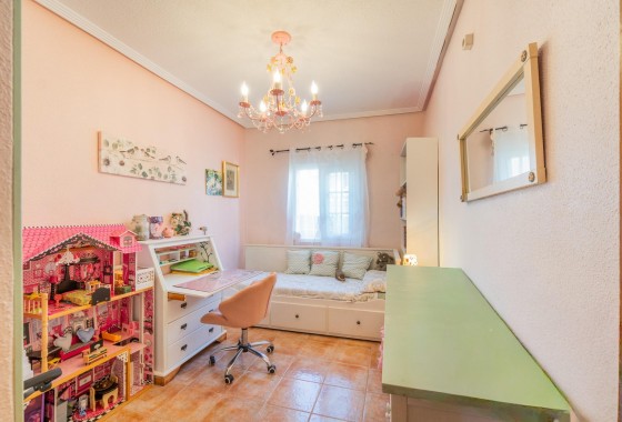 Resale - Villa - Orihuela Costa - Los Balcones