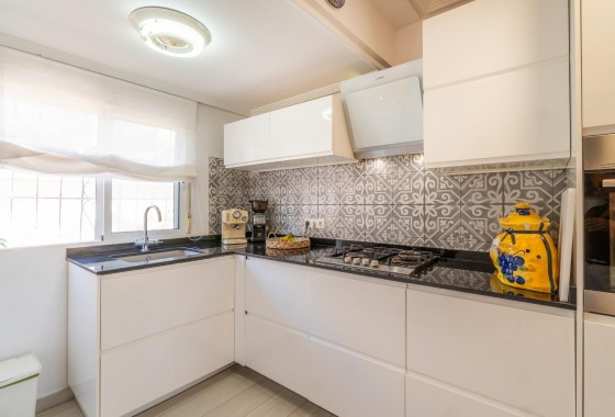 Resale - Villa - Orihuela Costa - Los Balcones