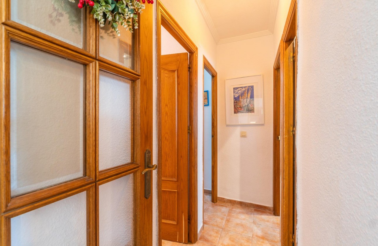 Resale - Villa - Orihuela Costa - Los Balcones
