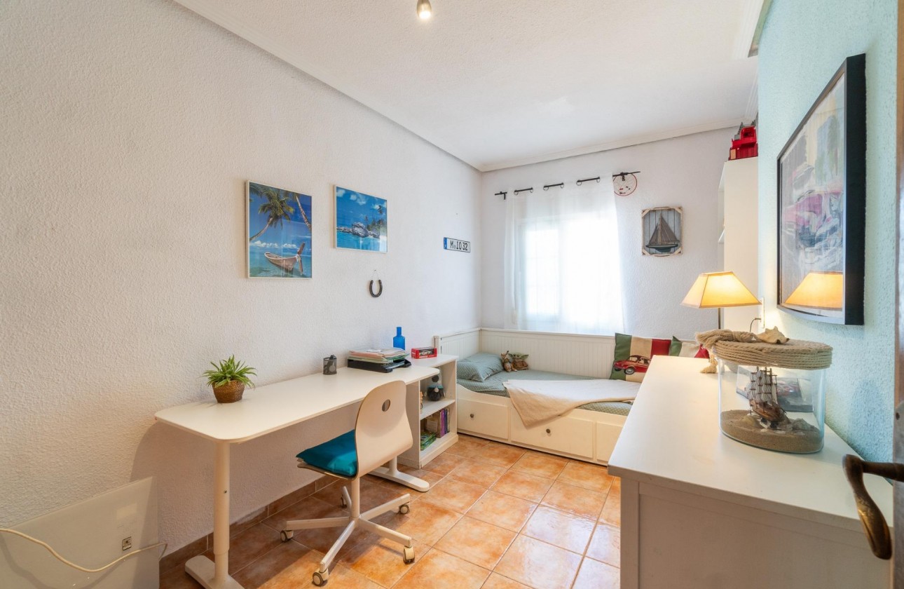 Resale - Villa - Orihuela Costa - Los Balcones