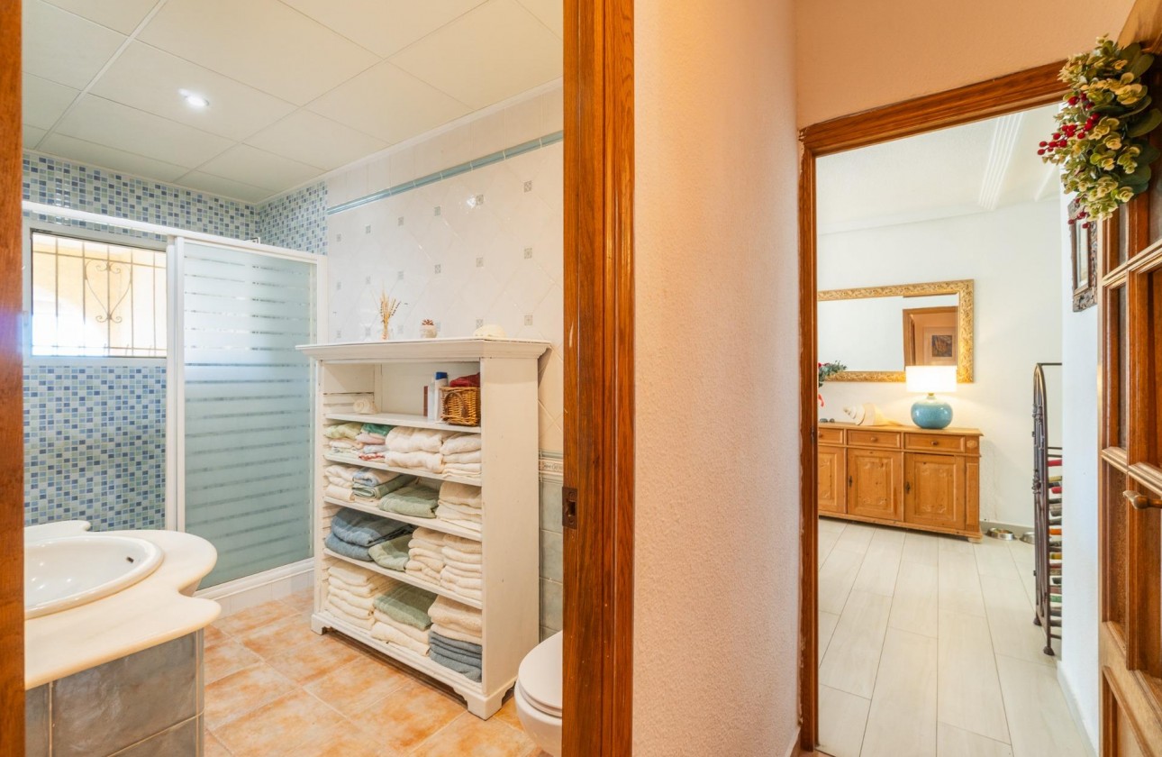 Resale - Villa - Orihuela Costa - Los Balcones