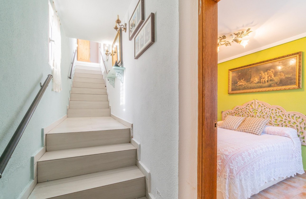 Resale - Villa - Orihuela Costa - Los Balcones