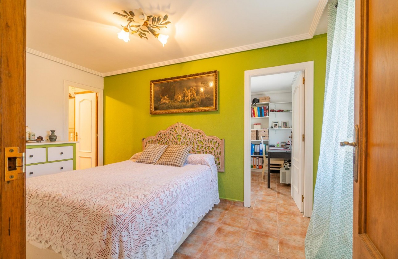 Resale - Villa - Orihuela Costa - Los Balcones