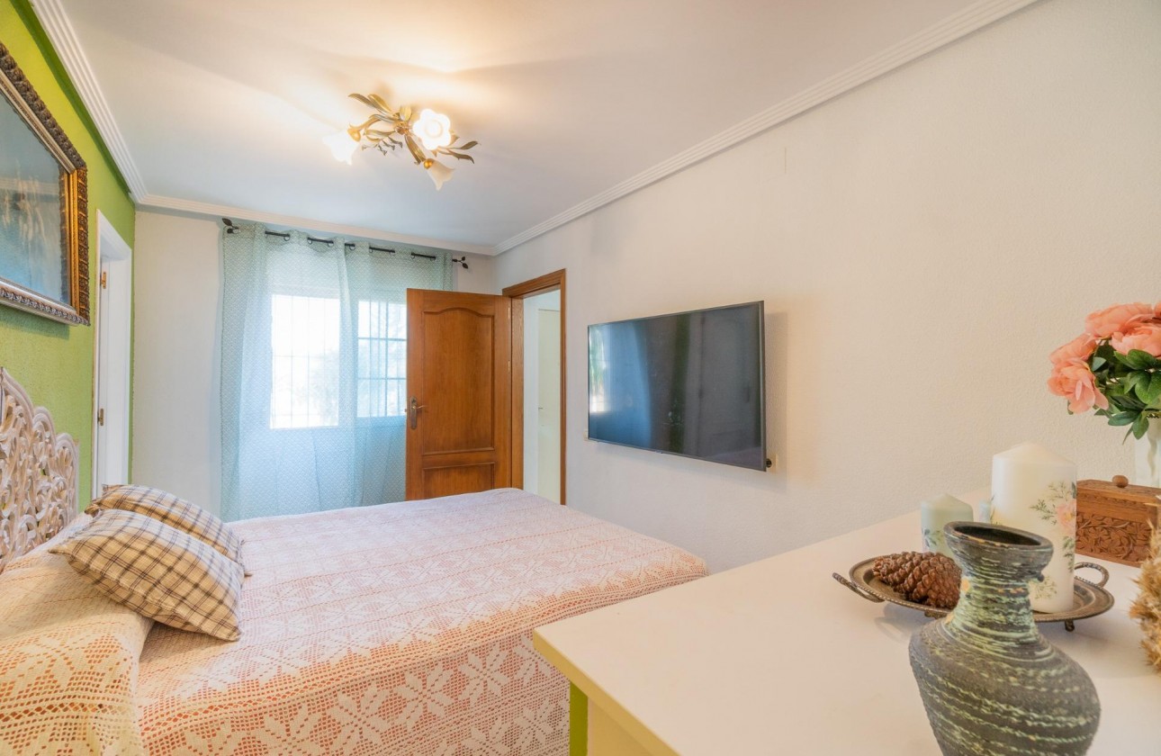 Resale - Villa - Orihuela Costa - Los Balcones