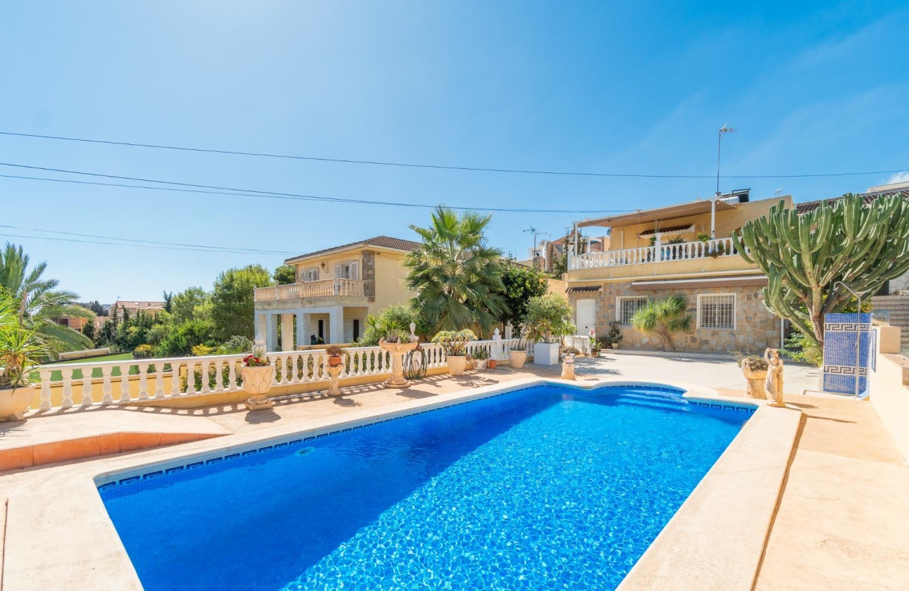 Resale - Villa - Orihuela Costa - Los Balcones