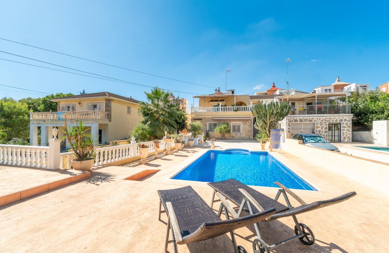 Resale - Villa - Orihuela Costa - Los Balcones