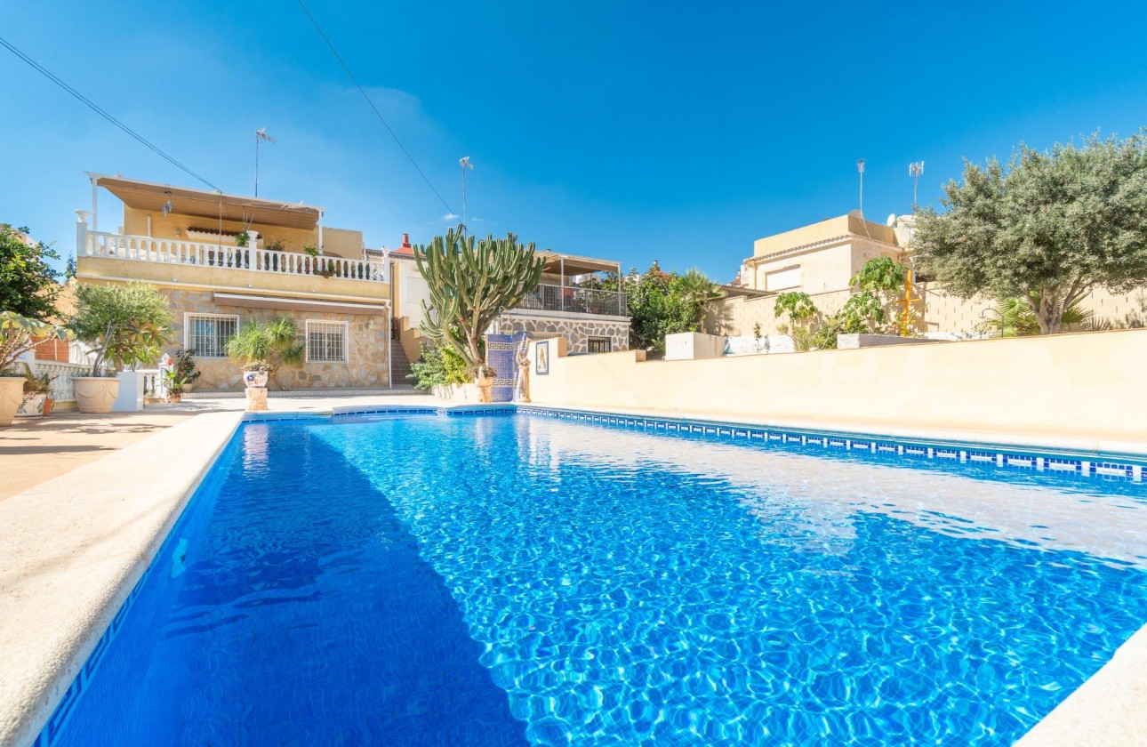 Resale - Villa - Orihuela Costa - Los Balcones