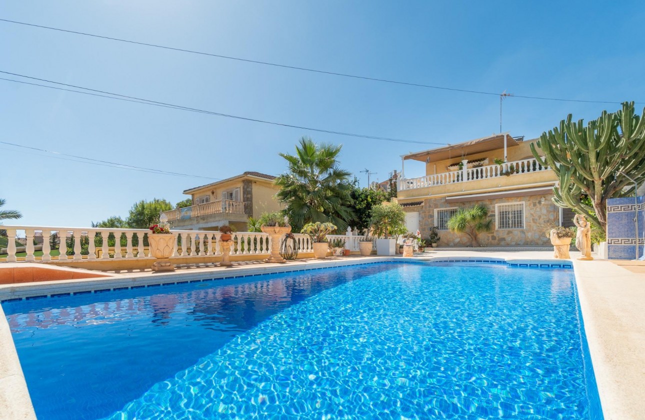 Resale - Villa - Orihuela Costa - Los Balcones