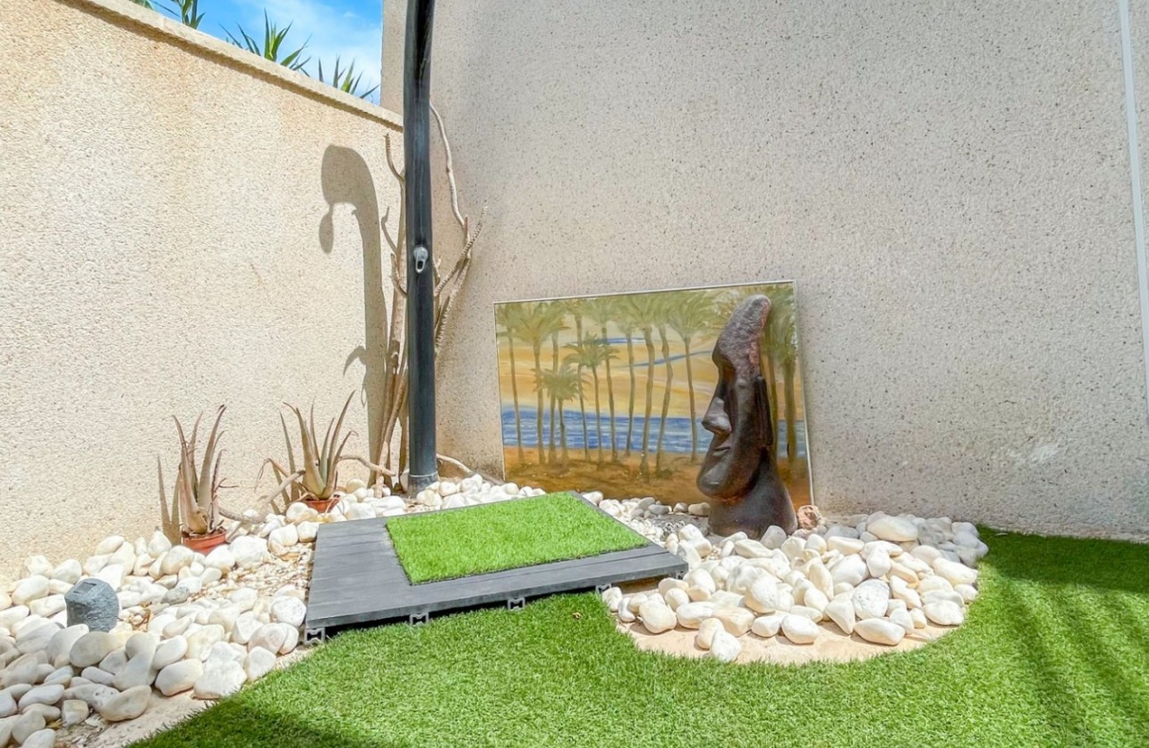 Resale - Villa - Torrevieja - Costa Blanca