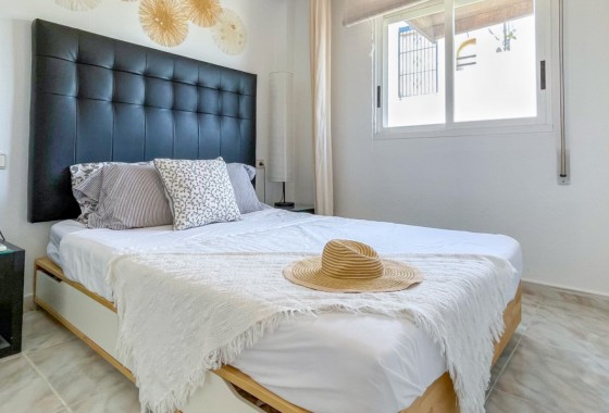 Resale - Villa - Torrevieja - Costa Blanca