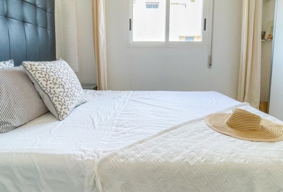 Resale - Villa - Torrevieja - Costa Blanca