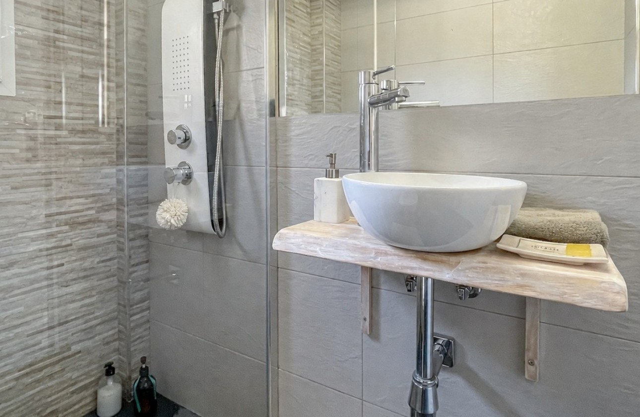 Resale - Villa - Torrevieja - Costa Blanca