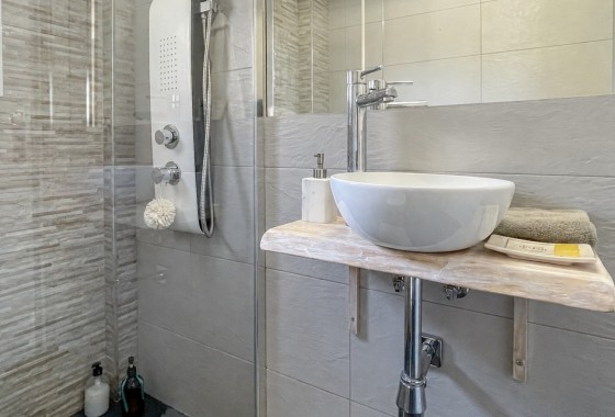 Resale - Villa - Torrevieja - Costa Blanca