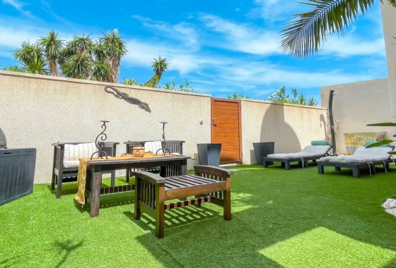 Resale - Villa - Torrevieja - Costa Blanca
