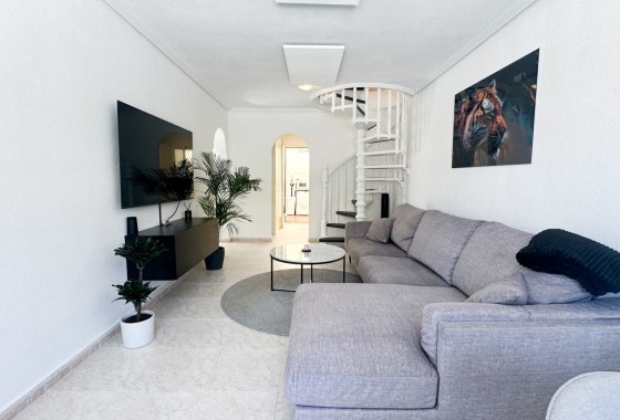 Resale - Villa - Los Altos - Costa Blanca