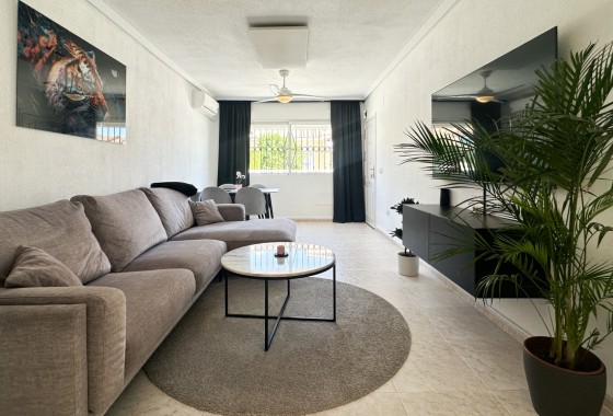 Resale - Villa - Los Altos - Costa Blanca