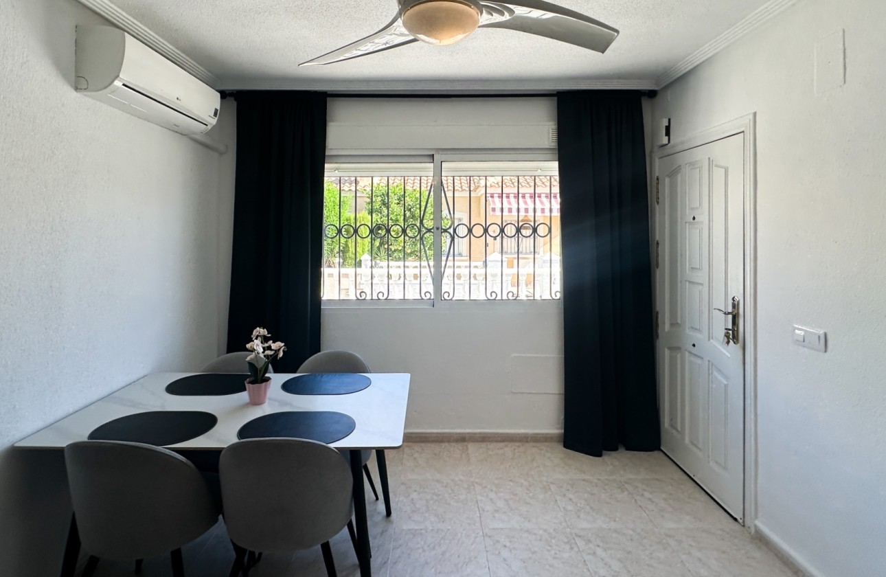Resale - Villa - Los Altos - Costa Blanca