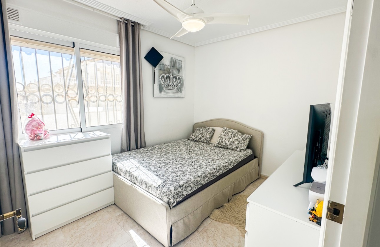 Resale - Villa - Los Altos - Costa Blanca