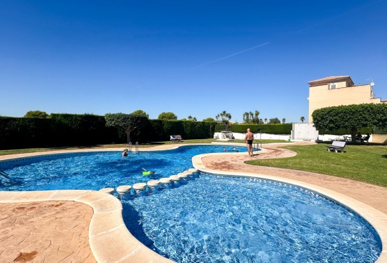 Resale - Villa - Los Altos - Costa Blanca