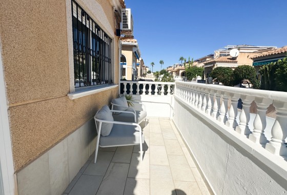 Resale - Villa - Los Altos - Costa Blanca