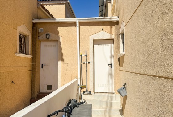 Resale - Villa - Los Altos - Costa Blanca