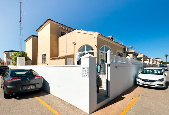 Resale - Villa - Los Altos - Costa Blanca