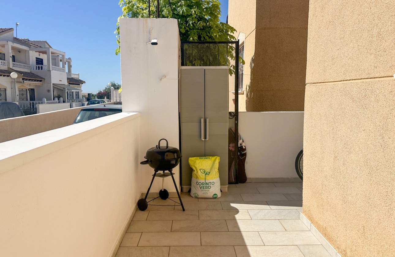 Resale - Villa - Los Altos - Costa Blanca