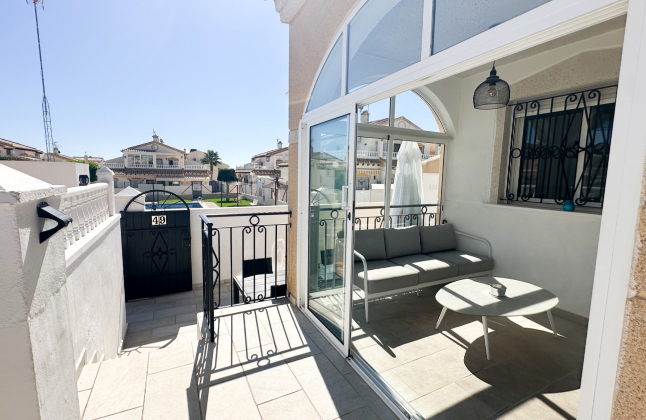 Resale - Villa - Los Altos - Costa Blanca