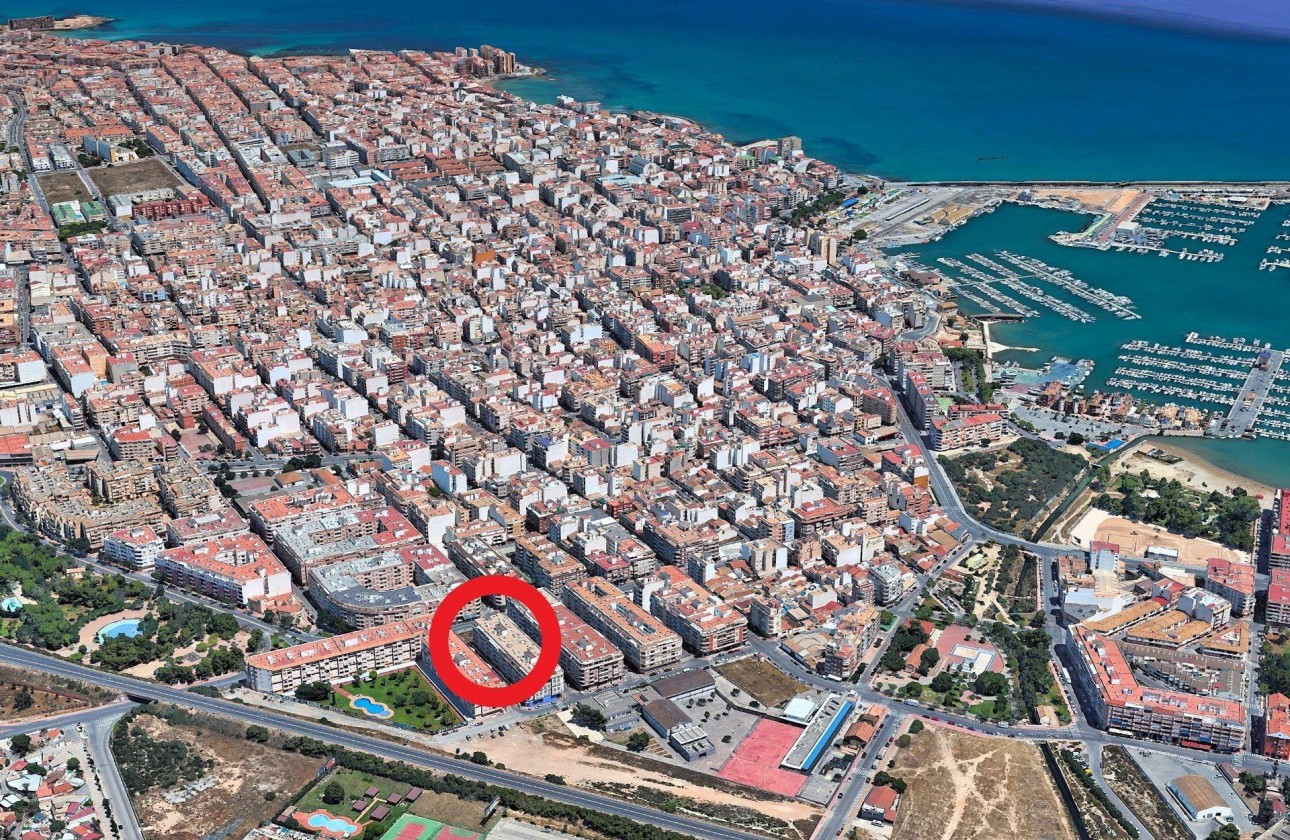 Reventa - Apartamento / piso - Torrevieja - PARQUE DE LAS NACIONES