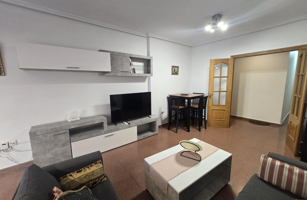 Resale - Apartment / flat - Torrevieja - Las Piscinas Naturales