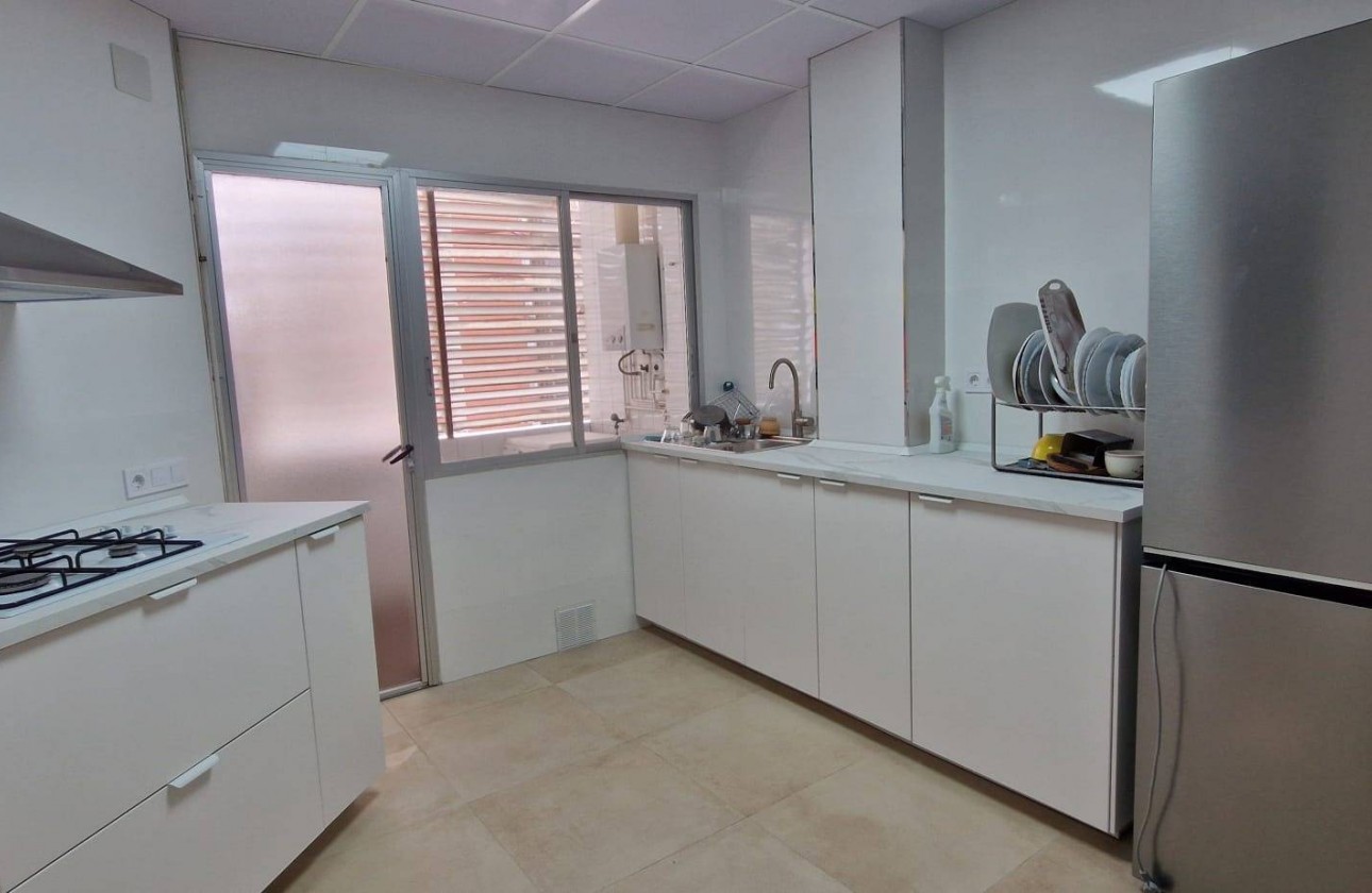 Revente - Appartement - Murcia - Centrofama