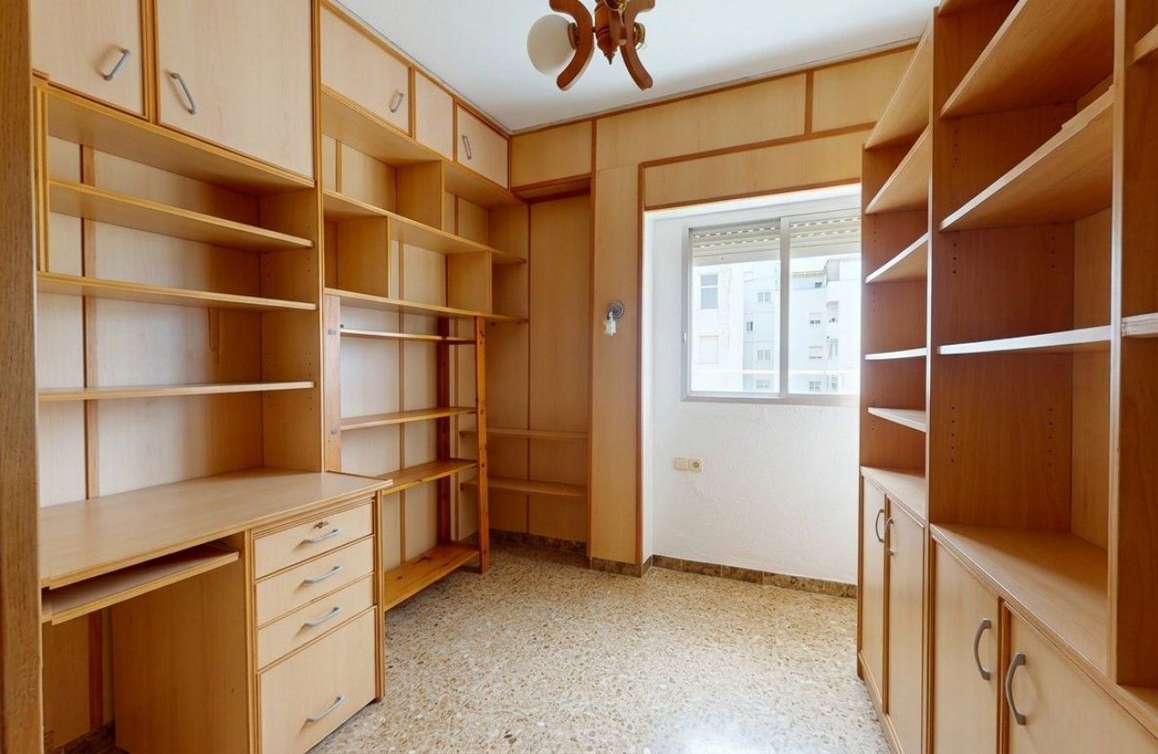 Resale - Apartment / flat - Denia - Costa Blanca