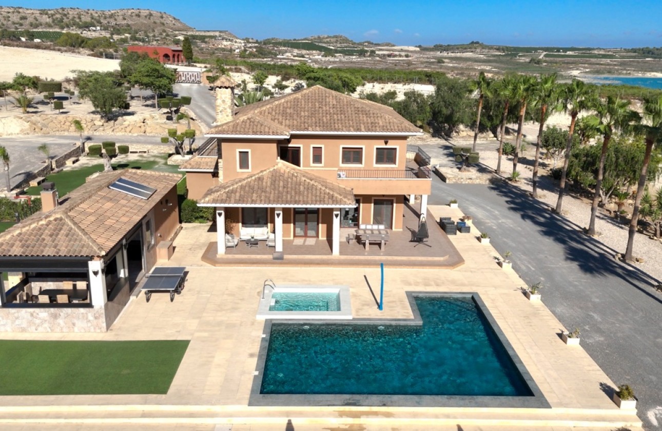 Resale - Villa - Torremendo