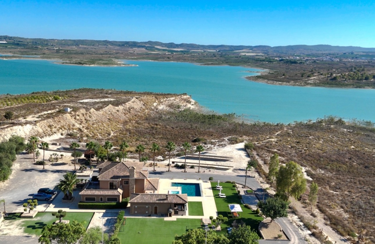 Resale - Villa - Torremendo