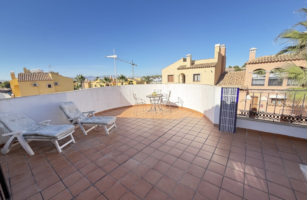 Resale - Villa - La Finca Golf