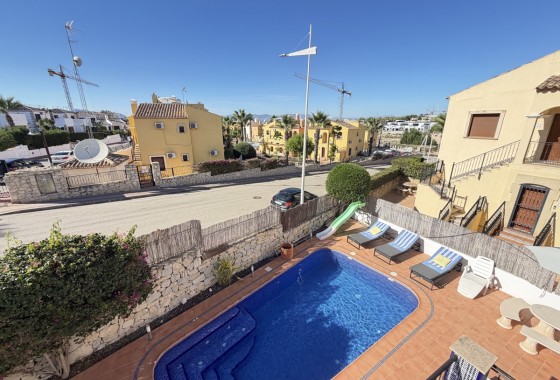 Resale - Villa - La Finca Golf