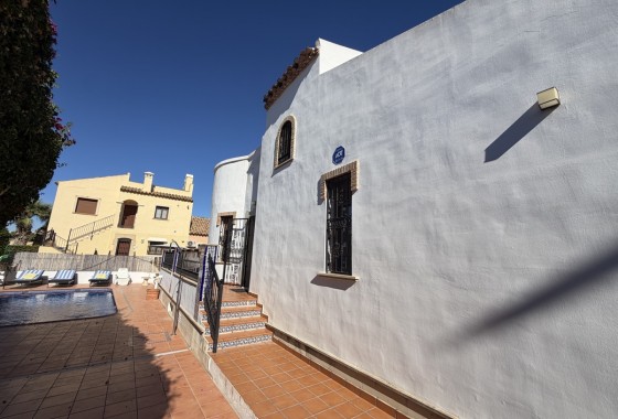 Resale - Villa - La Finca Golf