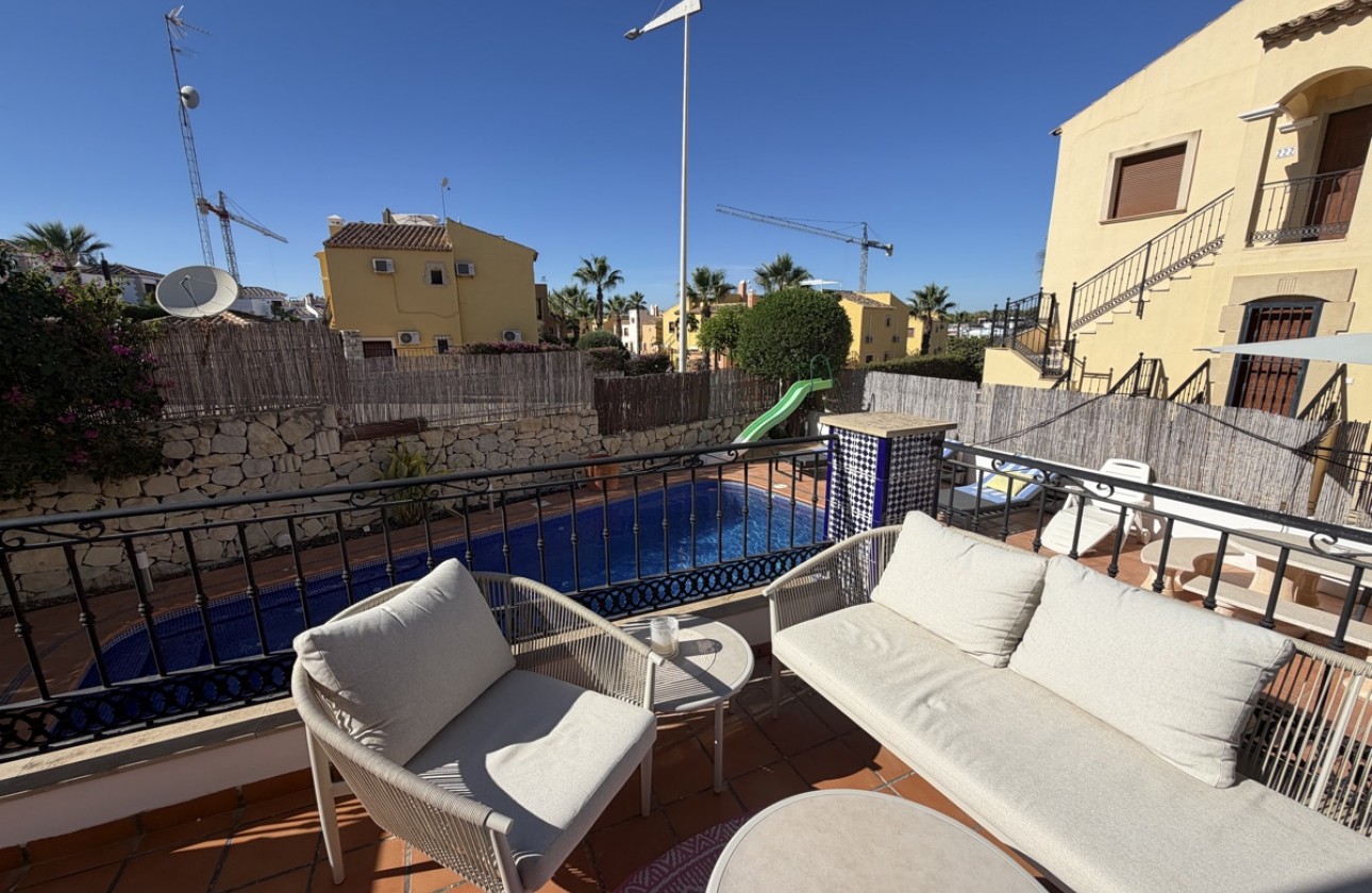 Resale - Villa - La Finca Golf