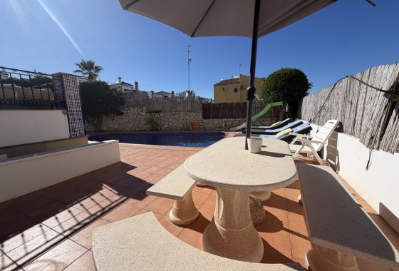 Resale - Villa - La Finca Golf
