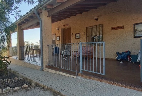 Revente - Property - Yecla - Inland