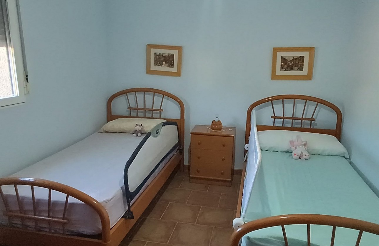 Revente - Property - Yecla - Inland