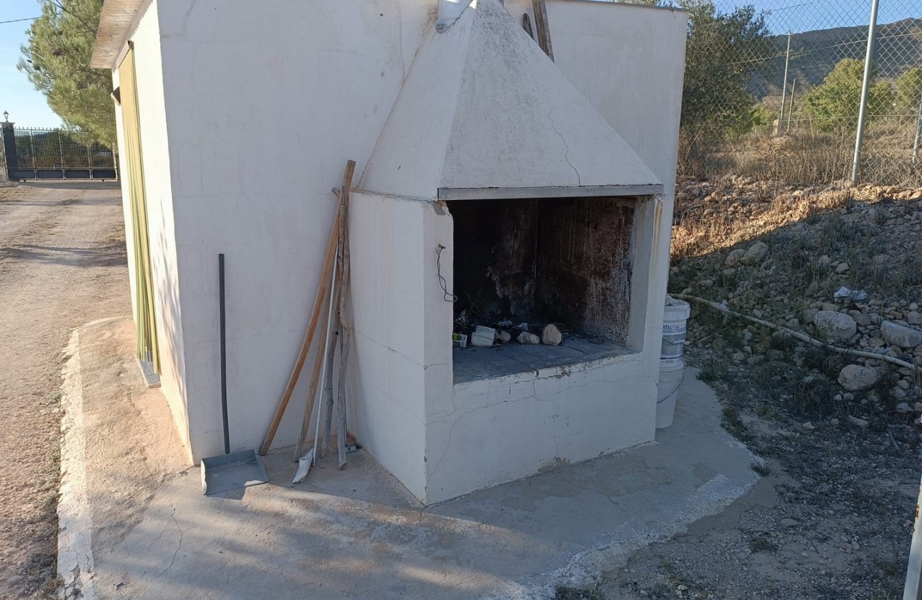 Revente - Property - Yecla - Inland