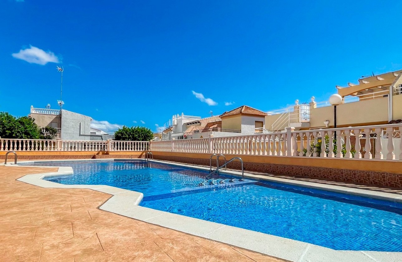 Revente - Villa - Orihuela Costa - Costa Blanca