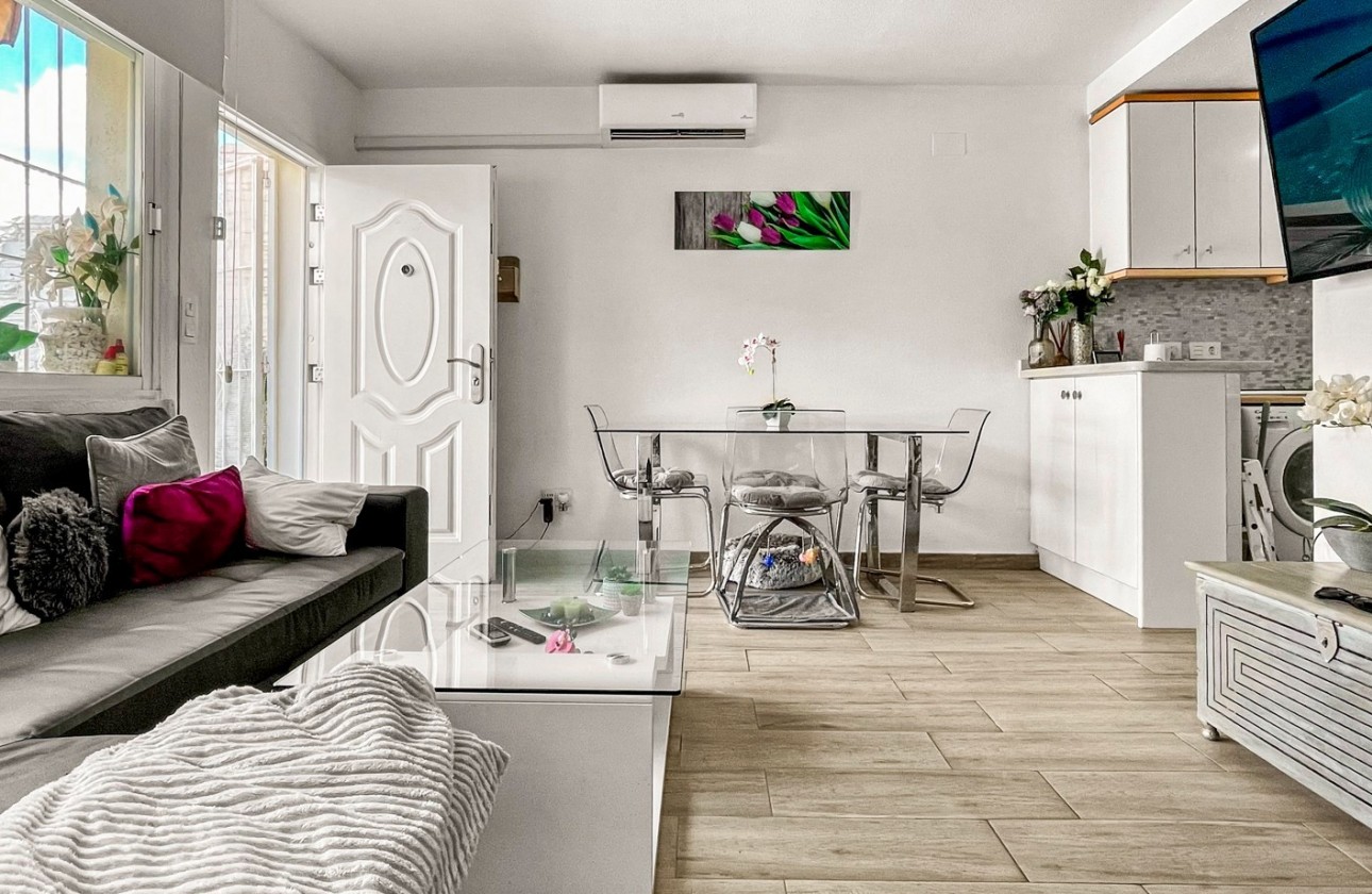 Revente - Villa - Orihuela Costa - Costa Blanca