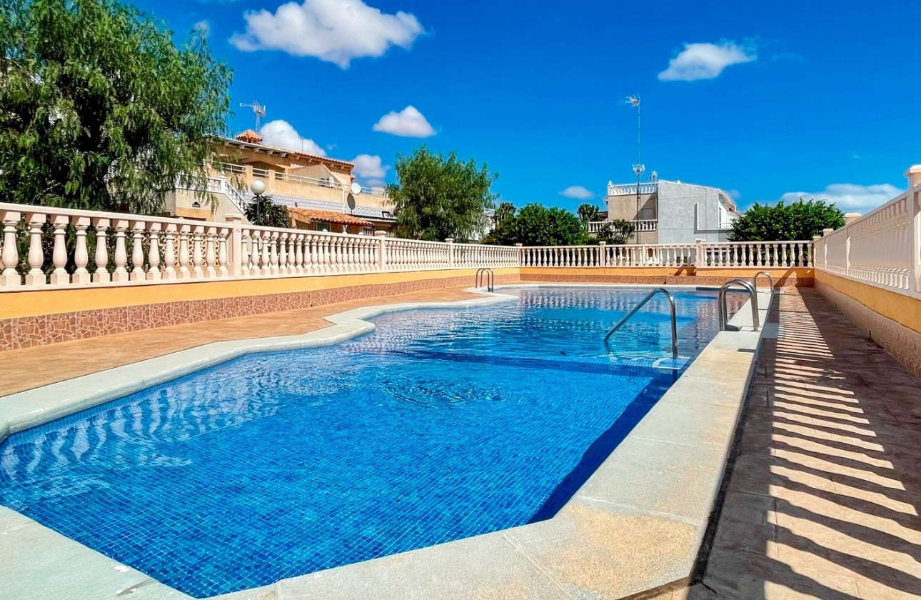 Revente - Villa - Orihuela Costa - Costa Blanca