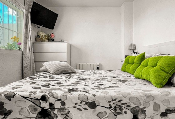 Revente - Villa - Orihuela Costa - Costa Blanca
