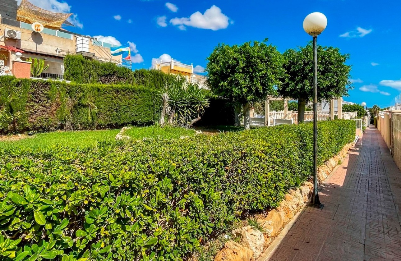 Revente - Villa - Orihuela Costa - Costa Blanca
