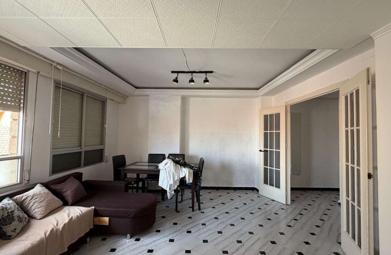 Revente - Appartement - Torrevieja - Centro