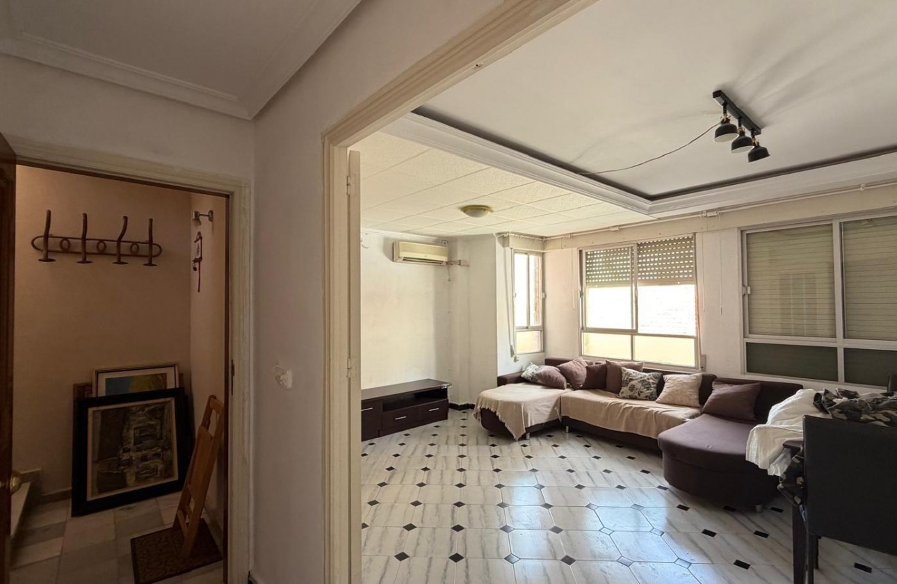 Revente - Appartement - Torrevieja - Centro